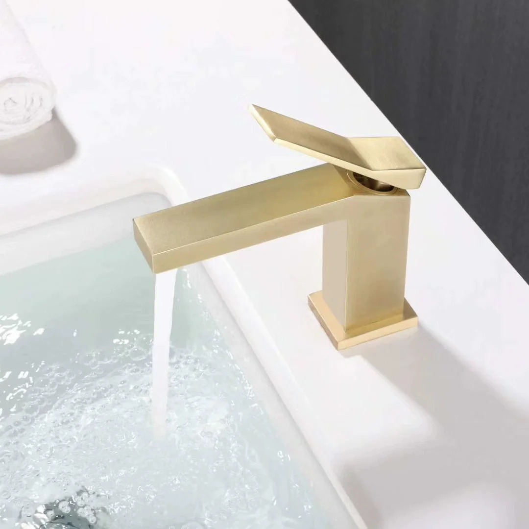 Basin Sink Faucet Brass Brush gold Bathroom Sink Faucet Water Mixer Tap Vanity Hot Cold Water Bathroom Faucets New Brush Gold