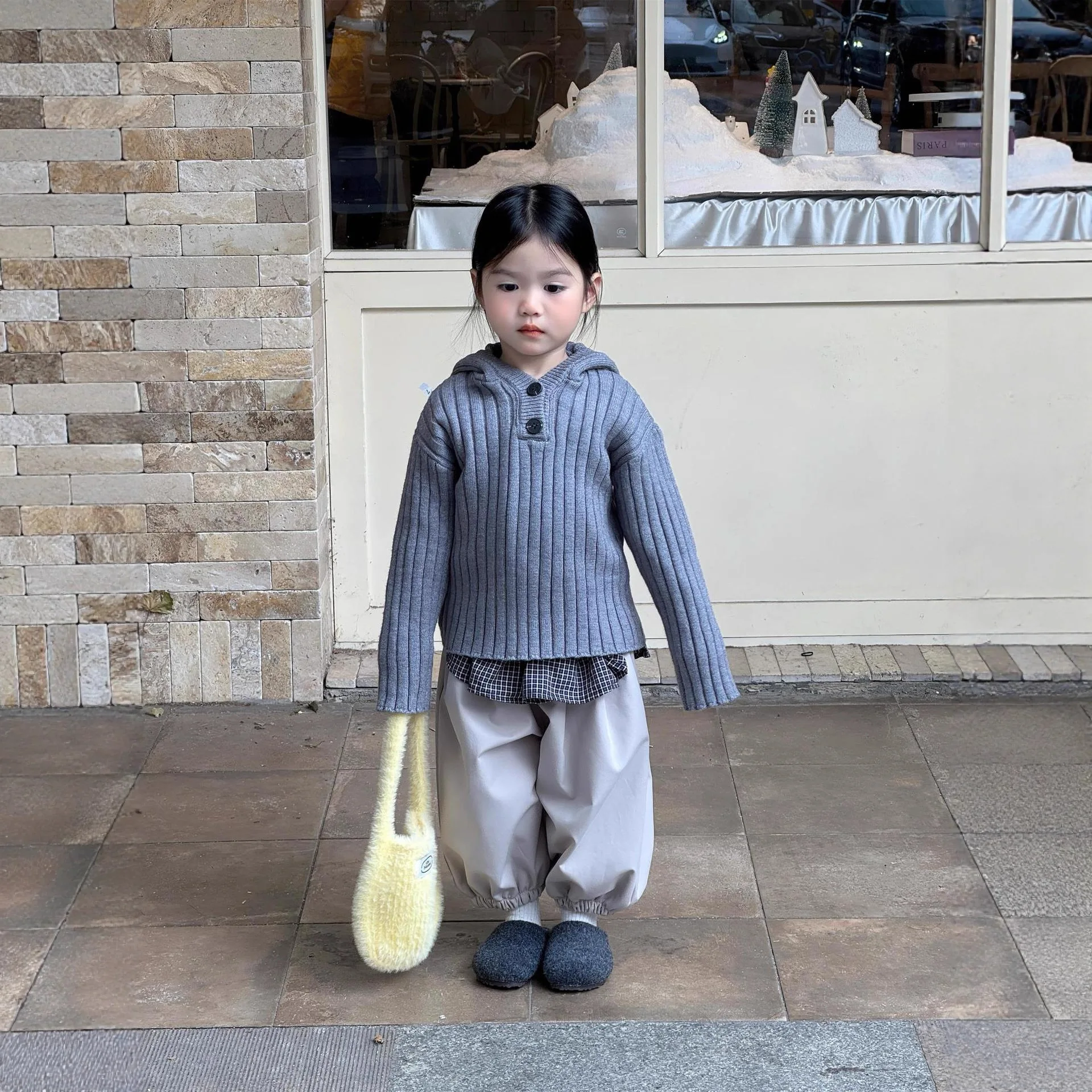 2026 Girl's winter gray cotton quilted loose bread cotton vest+gray hooded sweater+checkered fart curtain with fluffy pants