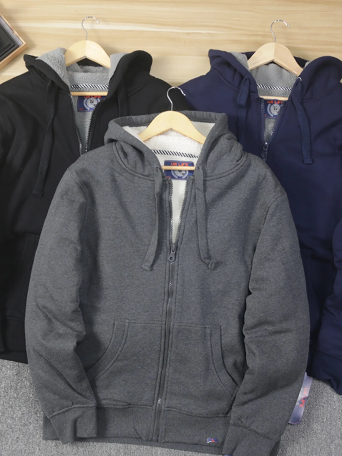 

Autumn Winter Thiened Fce Soft Loose Large Size Lamb Fur Hoodie Jaet Men's Casual Long Sve Coat Warm Comfortable