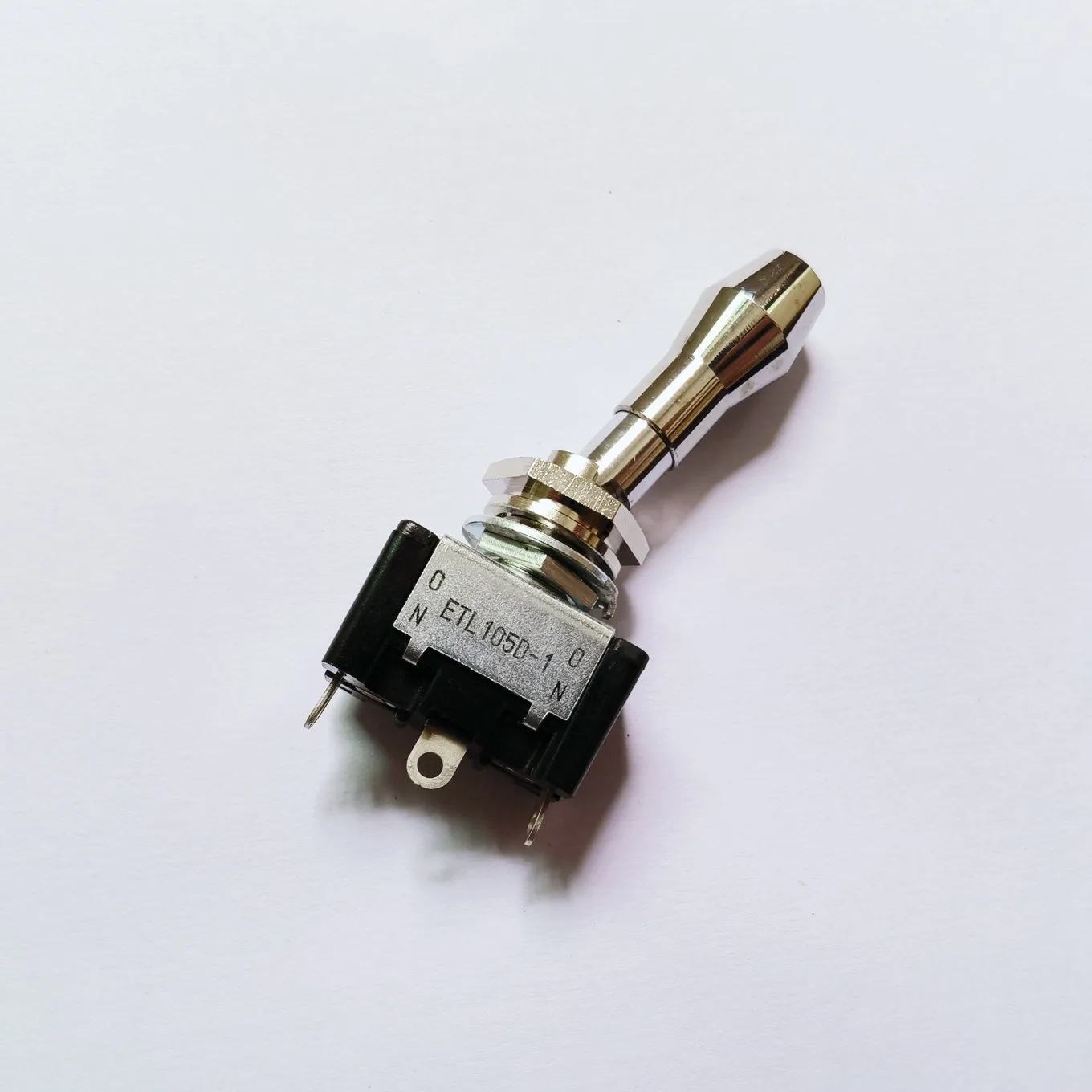 Original New 100% ETL105D-1 toggle switch with lock 3pin 2gear ON-ON opening 12MM handle length 36MM