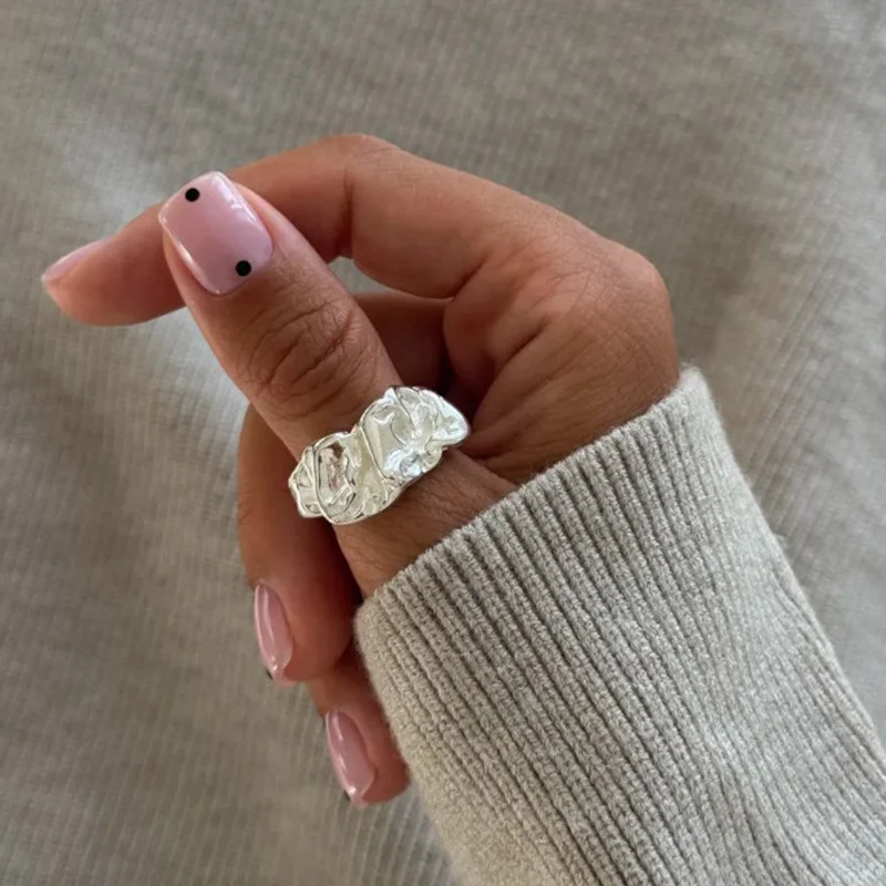 New Trendy Silver Color Ring for Women Minimalist Irregular Wrinkle Metal Geometric Creative Open Rings Party Charm Jewelry Gift