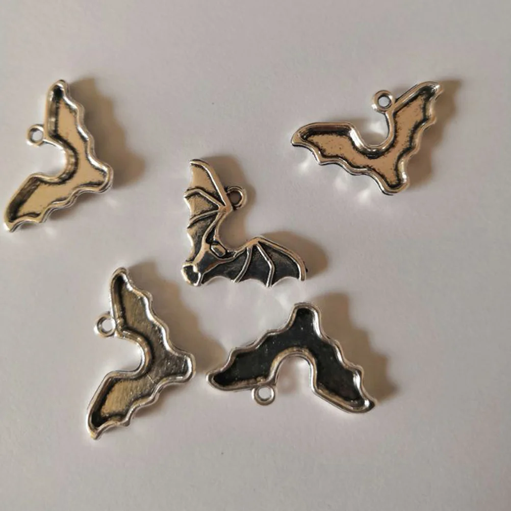 70Pcs Premium Stainless Steel Bat Pendants Durable Mini Bats Necklace Accessories Ideal Gift for Loved Ones Mini Bats Pendants