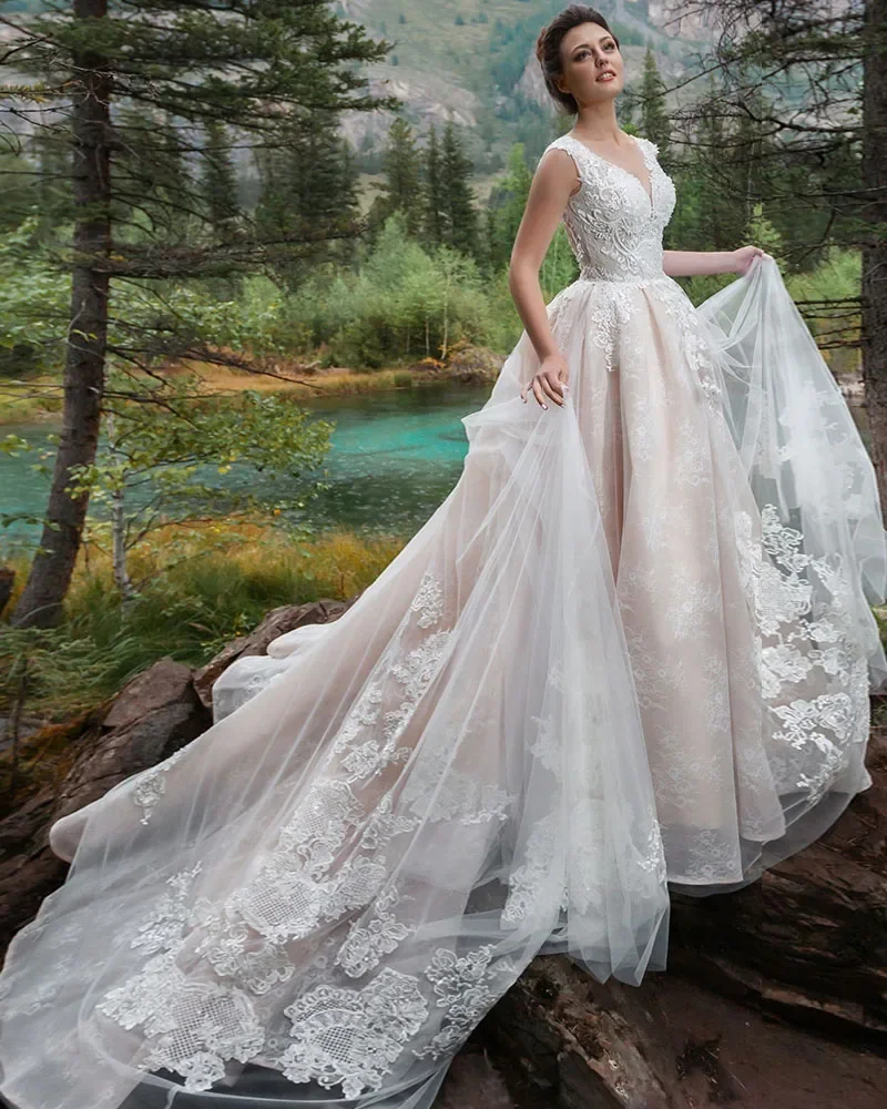 Customized Arrivals Robe Mariage Beading Appliques Lace A-Line Wedding Dress Vestidos De Novia Renda Elegant Bridal Gowns