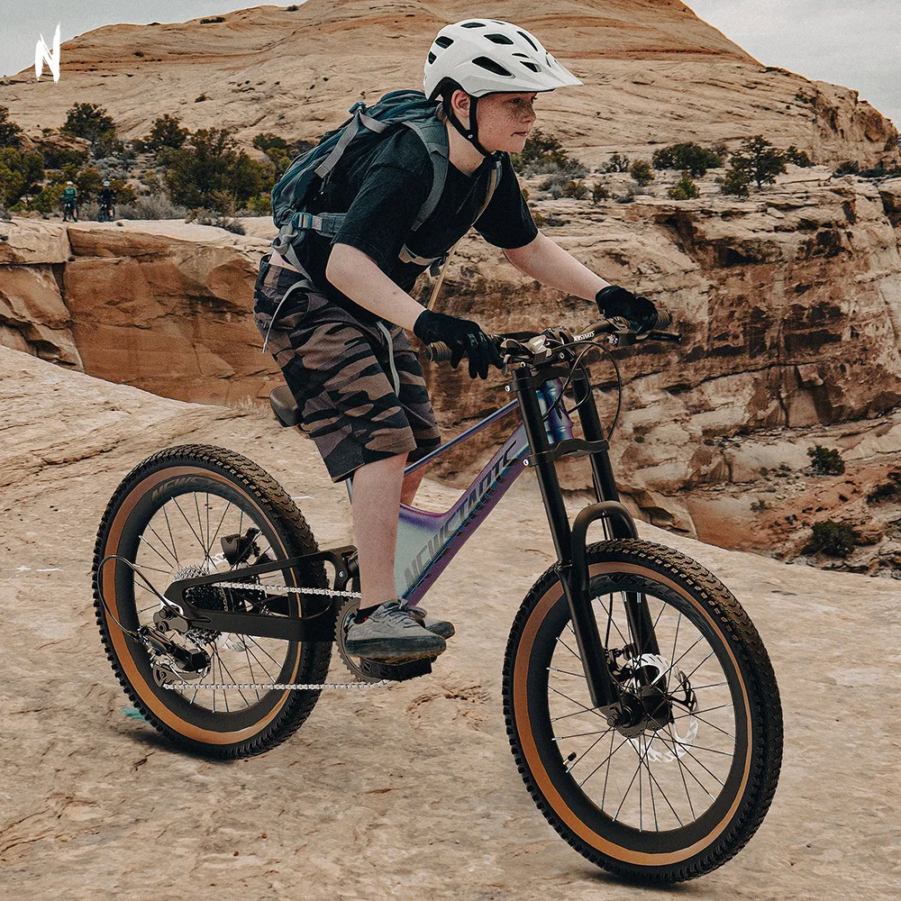 دراجة جبلية ناعمة الذيل ممتصة للصدمات مقاس 22 بوصة للأطفال من سبائك المغنيسيوم الراقية نموذج نقل الدراجة على الطرق الوعرة