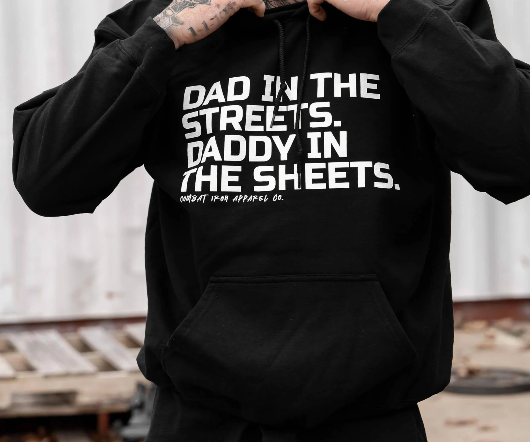 

2025 Autumn and Winter Dad in The Streets. Daddy in The Sheets. Men's Hoodie High-end Luxury Is for Both Men and Women Top Y2k
