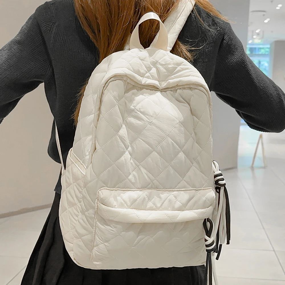 Autumn and Winter Cute Girl's Style Backpack Women's New Backpack Korean Edition Large Capacity Commuter Backpack