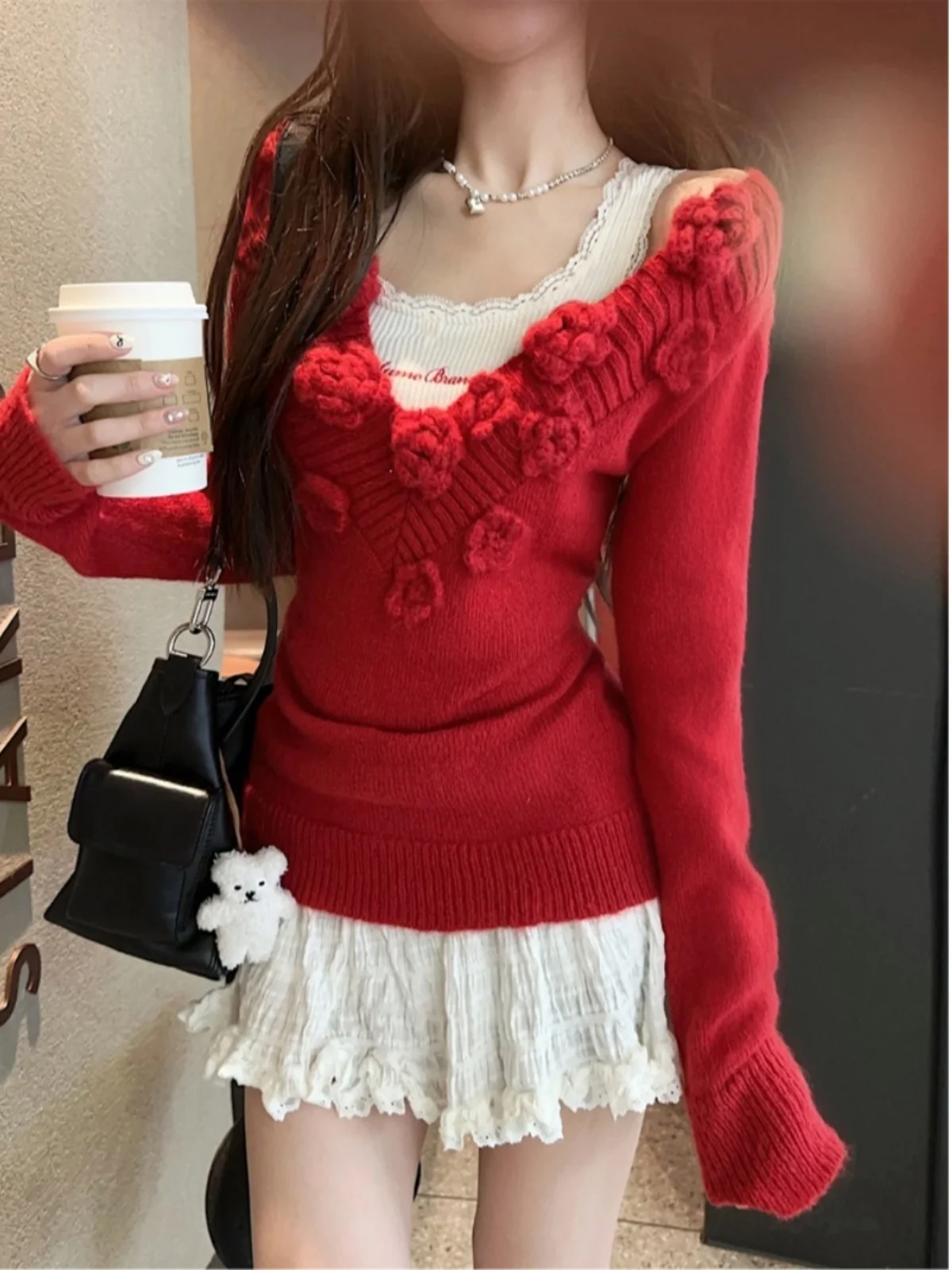 Off-the-shoulder Pure Desire Ankela Red Knit sweater Women Autumn 2024 New Waist Hugging Retro Three-dimensional Flowers Top ...