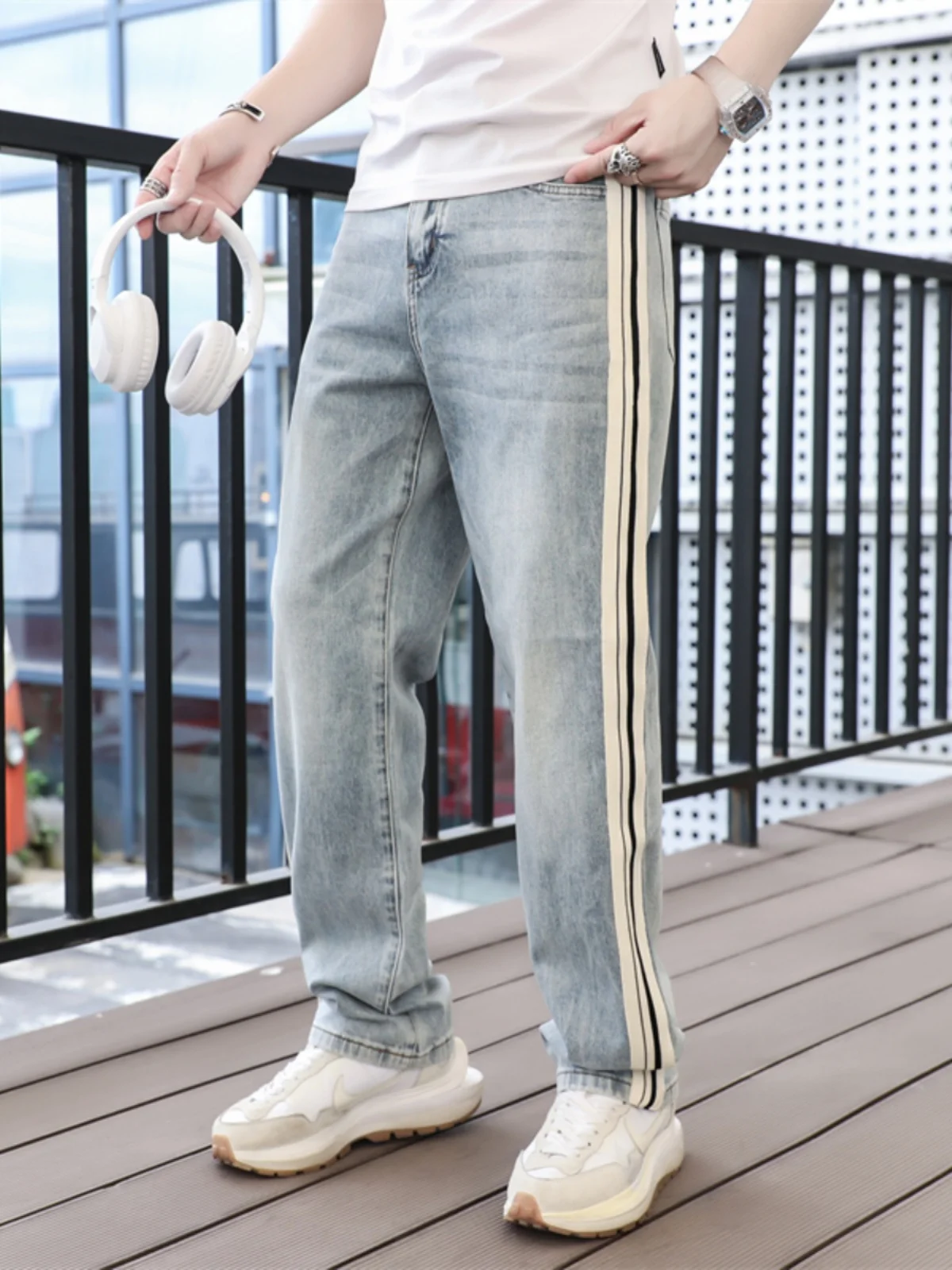 

Simple Summer Men's Jeans Casual Loose Straight Leg Stripe Pattern Versatile Cotton Stretch Denim mid Waist Zipper Fly