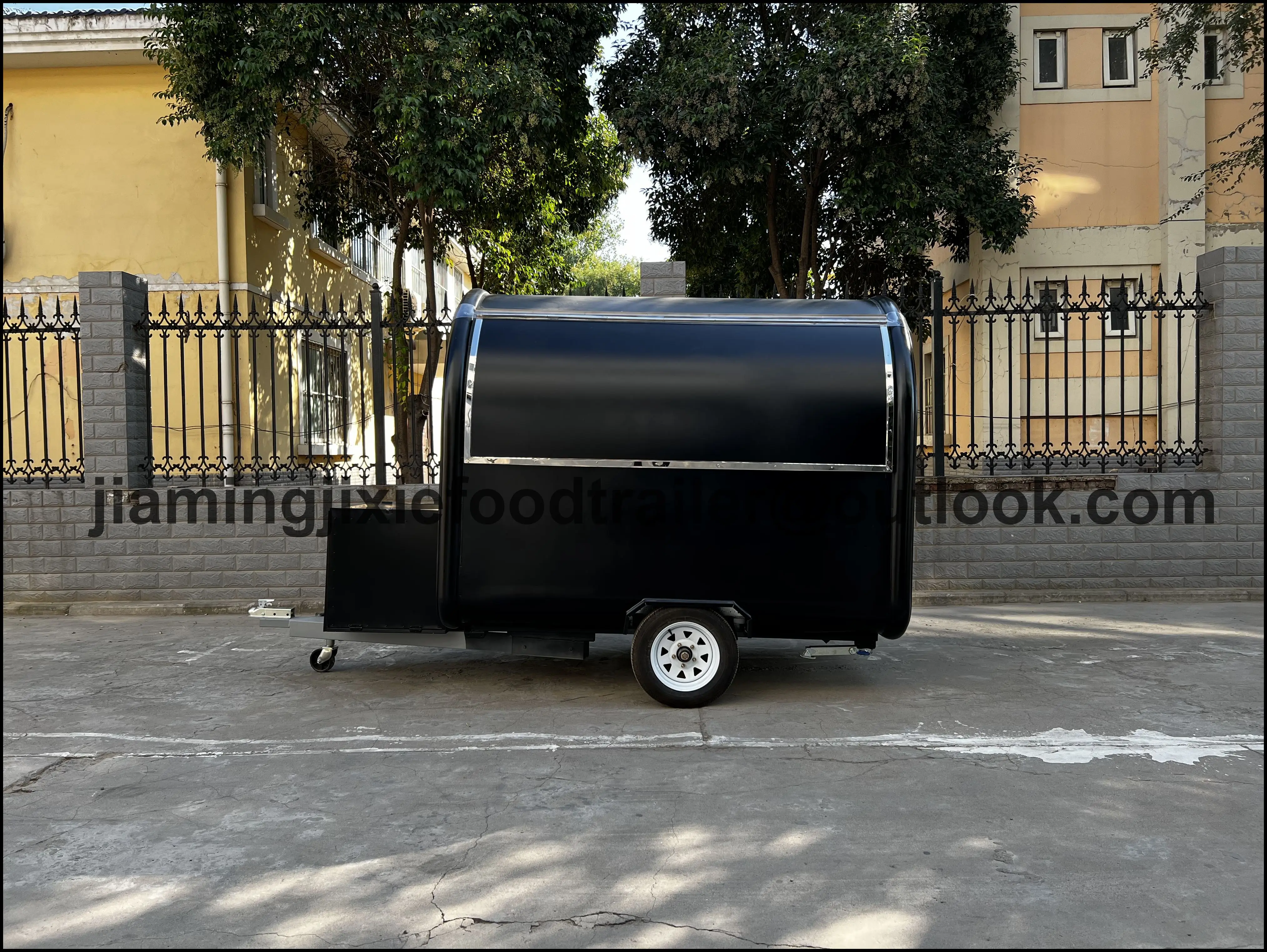 

Mobile Kitchen Fast Food Hot Dog Pizza Tow Bar Trailer Outdoor Ice Cream Mobile Bar Horse Food Stainless Steel Rust Resistant