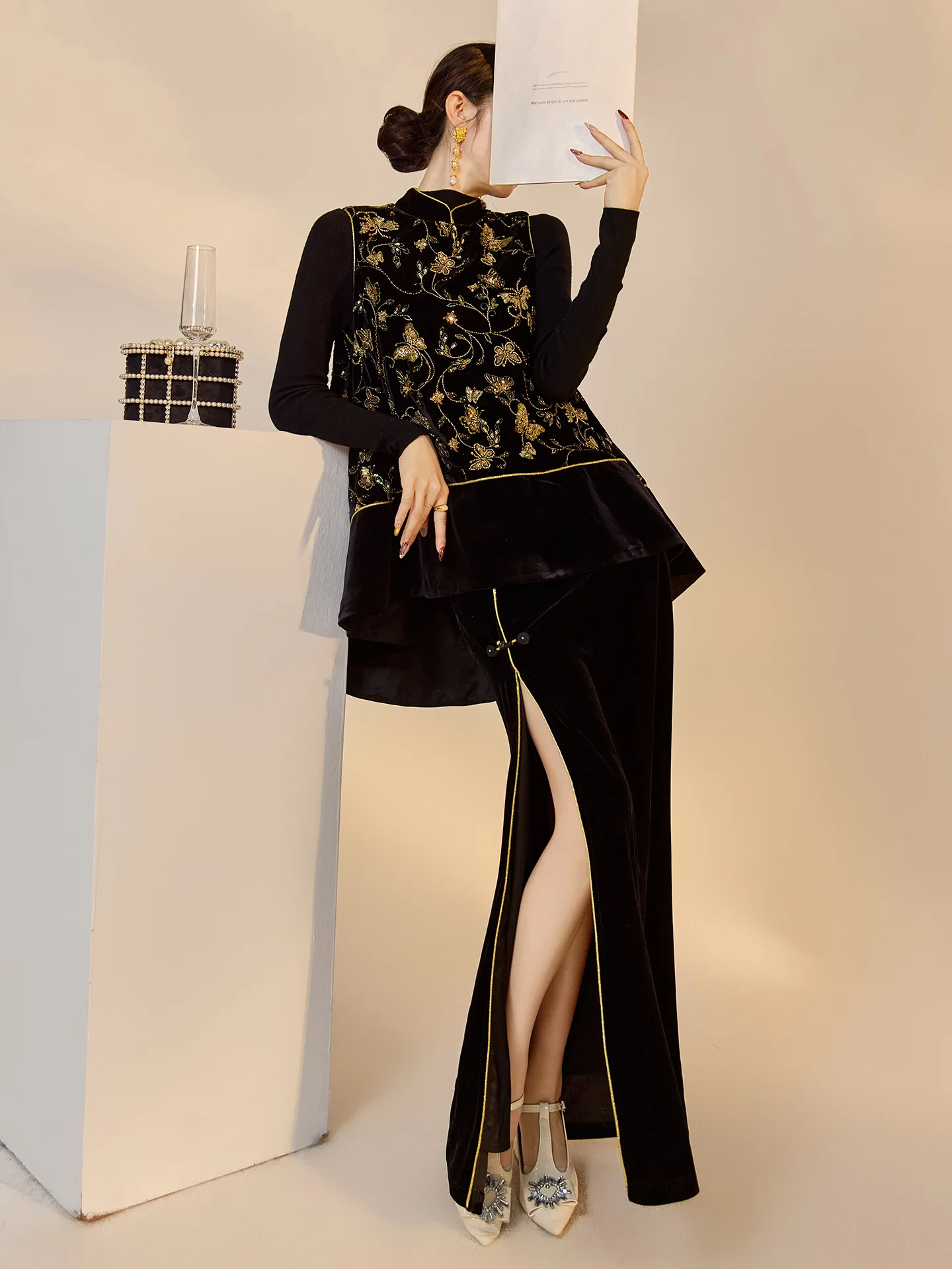 

New Chinese Sle Sequin Embroidery Vest Set Women's Winter High-End Feeling National Sle Stand Collar f Skirt Vest Two-...
