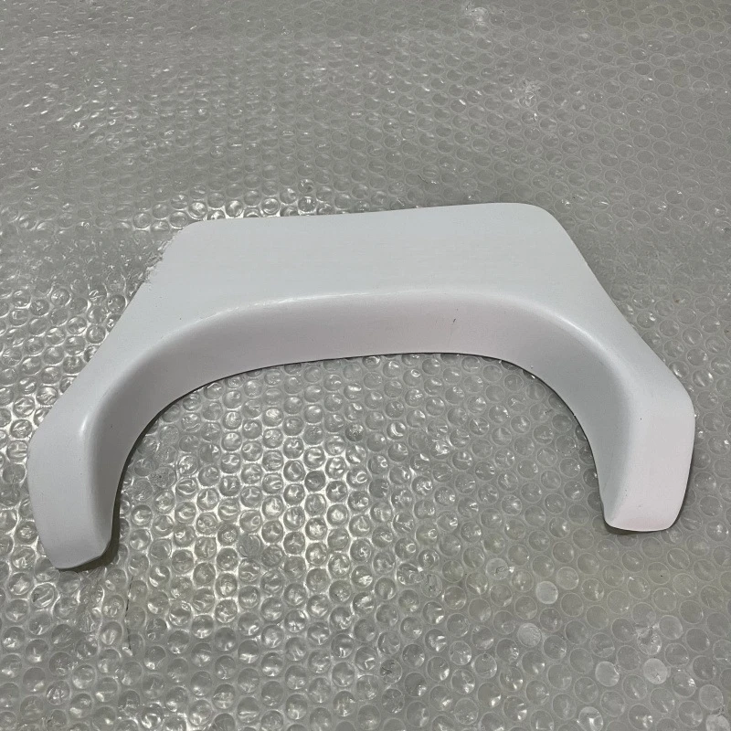 Suitable for Nissan R33 GTR fiberglass heat shield rear bumper pipe cover exhaust position