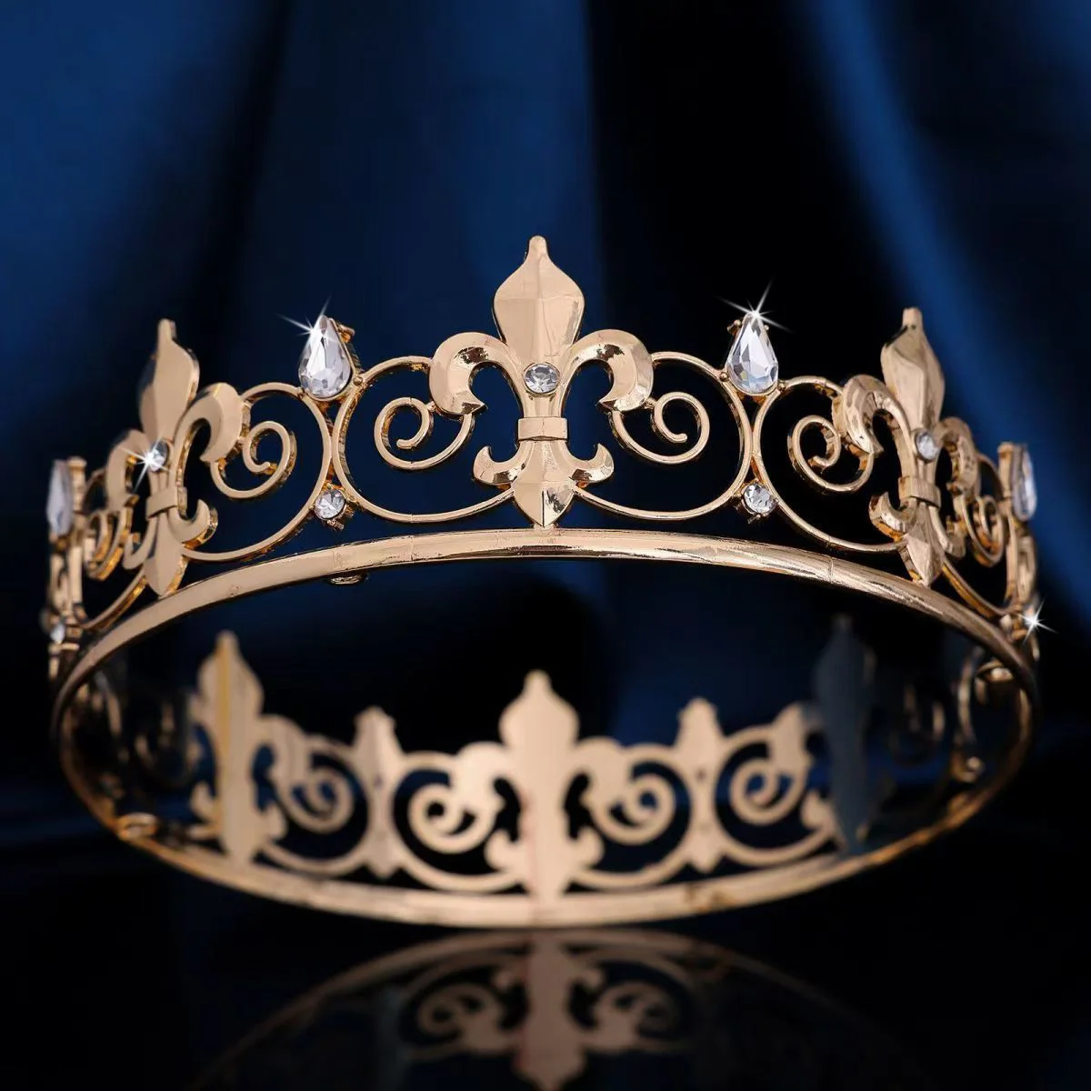 Royal King Queen Crown for Men/Women Metal Prince Crowns and Tiaras Full Round Birthday Party Hats Costume Accessories