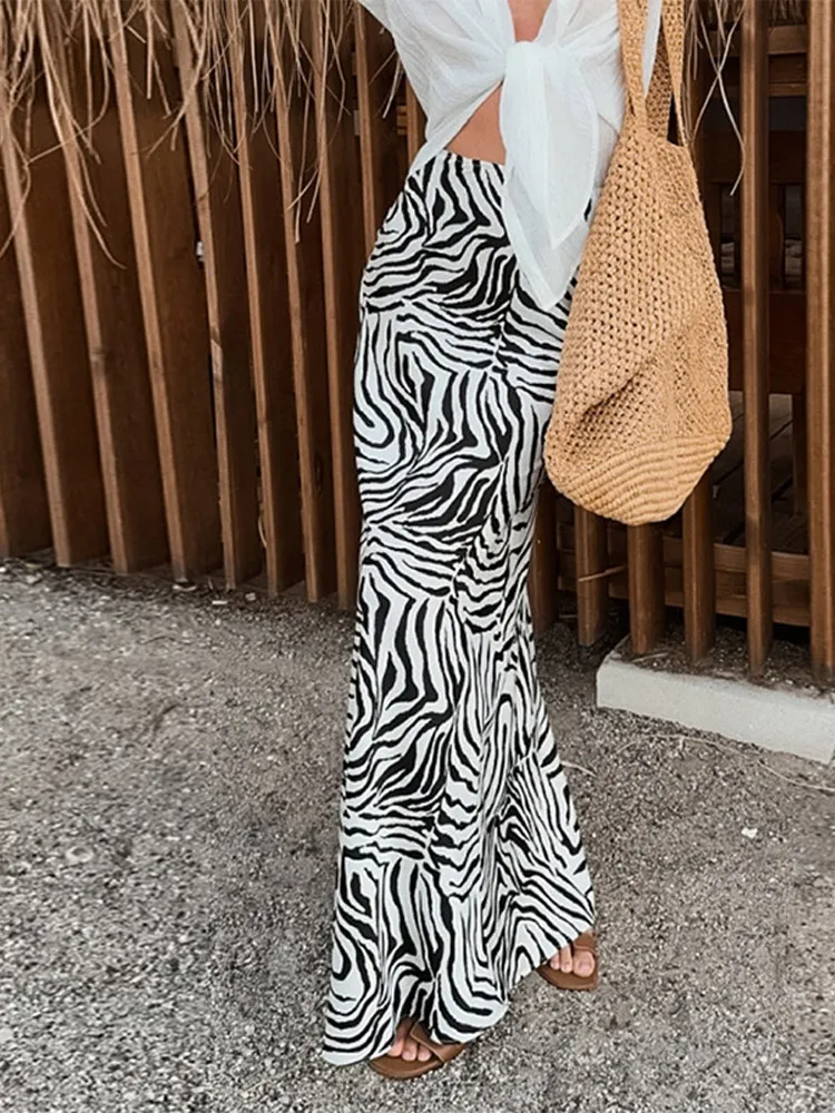 

Fashion Black Stripe Print Long Skirt For Women Causal Loose High Waist Streetwear 2024 New Lady Vocation Holidays Beach Skirts