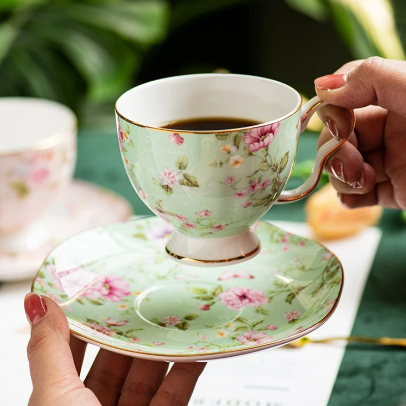 

European Vintage Ceramic Coffee Cup Set Household Decor Floral Tea Mugs and Saucer Latte Cup Mugs Creative Gift Milk Cup New