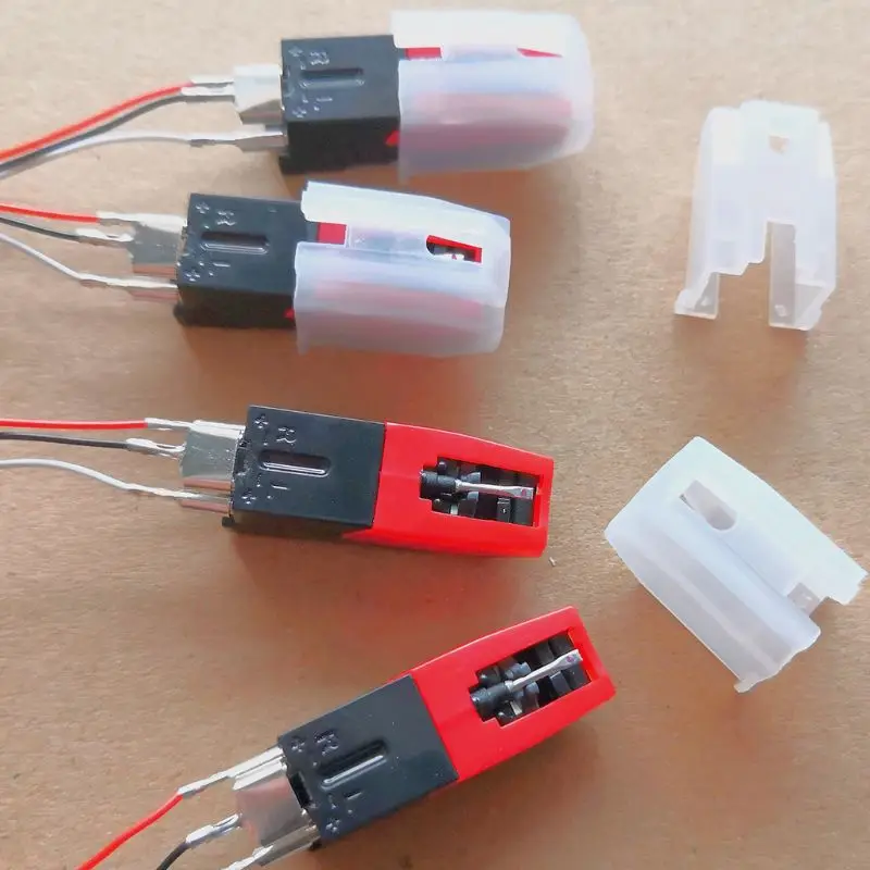 قطعتان من ملحقات إبرة القلم الدوار لمشغل الفونوغراف من الفينيل