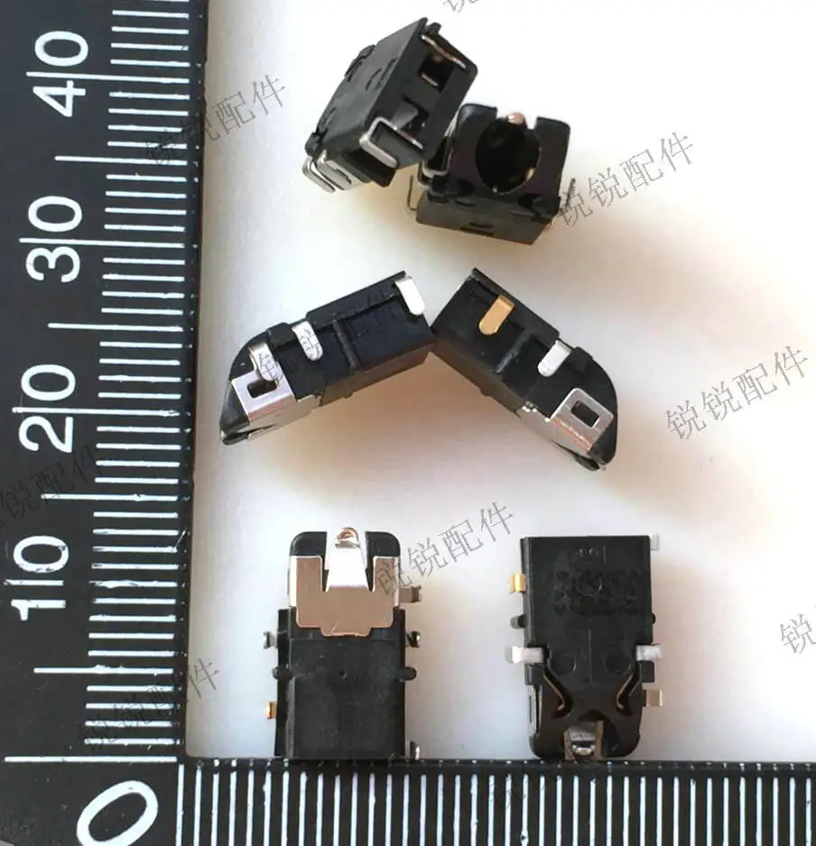 For Xinyin 2SJ3035-016111F notebook, tablet 5P earphone, audio interface, female seat