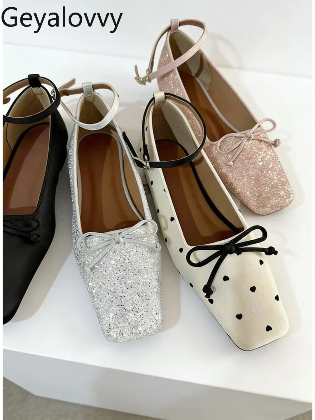 

Japanese Retro Sweet Square-toed Polka Dot Mary Jane Shoes Versatile and Cute Everyday Women's Bow Low Heel Pumps Shoes
