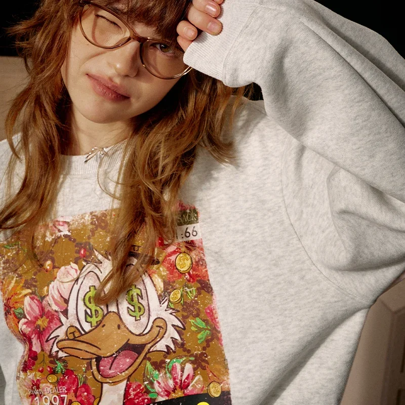 ELFSACK Y2K Graphic Ribbed Round Neck Long Sleeve Sweatshirt For Woman