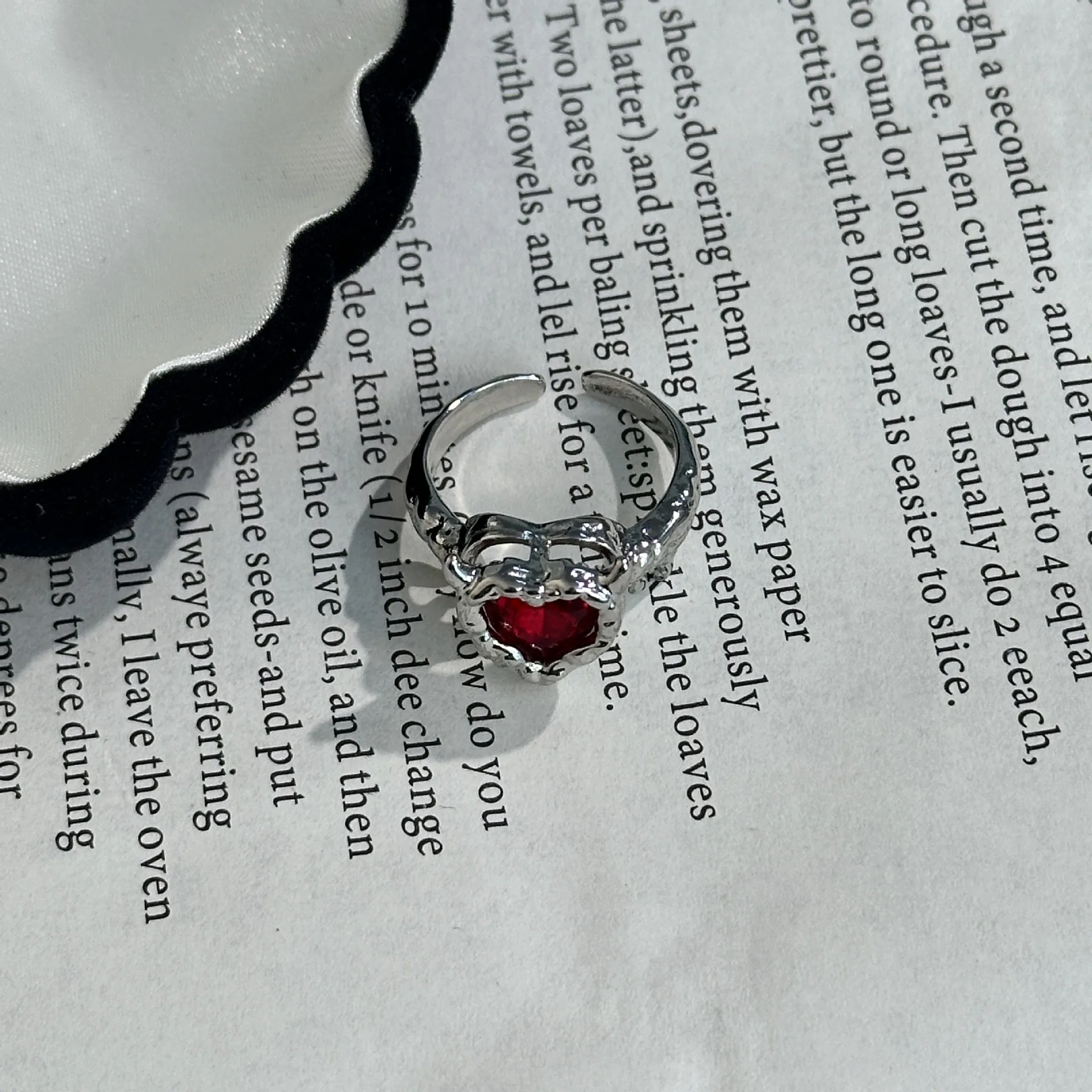 Gothic Heart Ring for Women Red Stone Spiked Vintage Silver Punk Statement Ring Adjustable Open Band Aesthetic Jewelry Gift