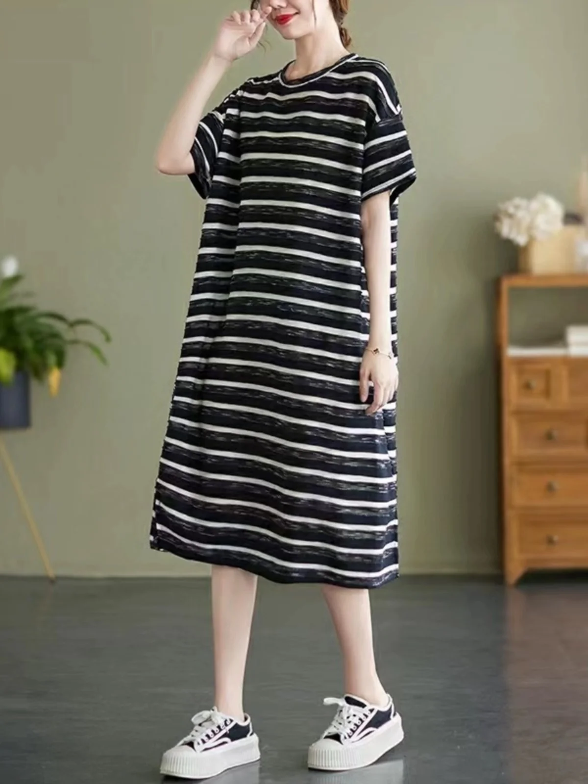 Retro Gestreifter Damenrock Sommer Neu Große Größen Locker Sitzend Figurformend Schlank Machend Midi Gerader Rock Künstlerisch Elegant