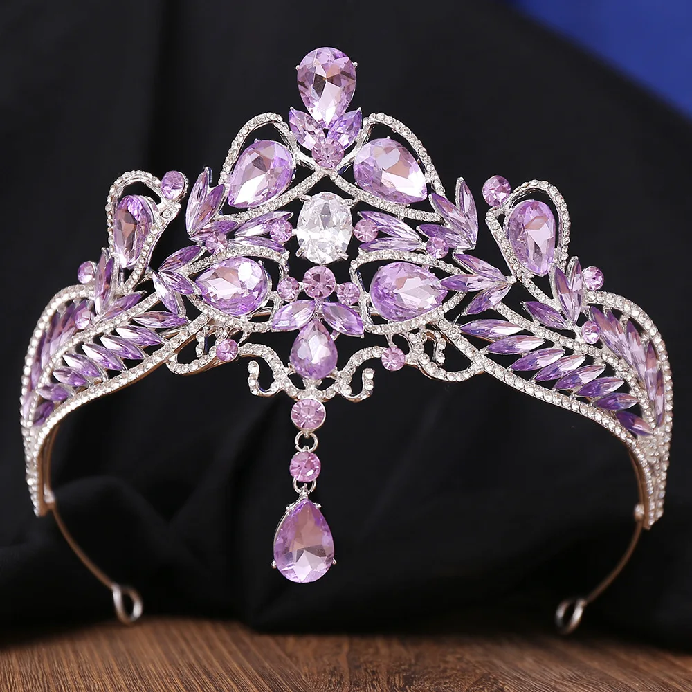 

New Hepburn style Baroque bridal crown headpiece with heart-shaped rhinestones for birthdays, European retro wedding crown