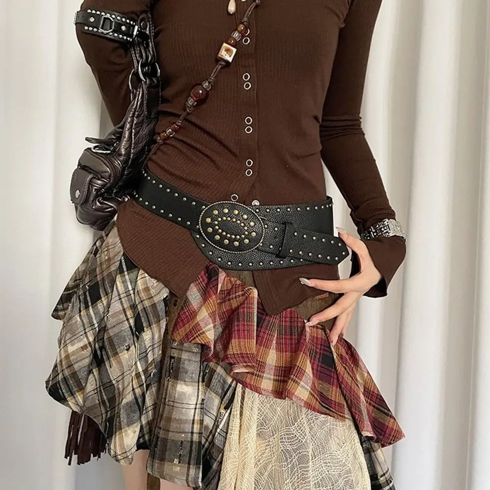 

Fashionable Vintage Rivet Leather Belt Y2k Gothic Women's Waist Belt Punk Heavy-Duty Dress Jeans Belt Streetwear