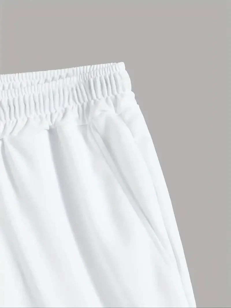 I pantaloncini da uomo stampati con lettere 3D del nuovo modello estivo 2025 sono casual, alla moda, morbidi, comodi e leggeri