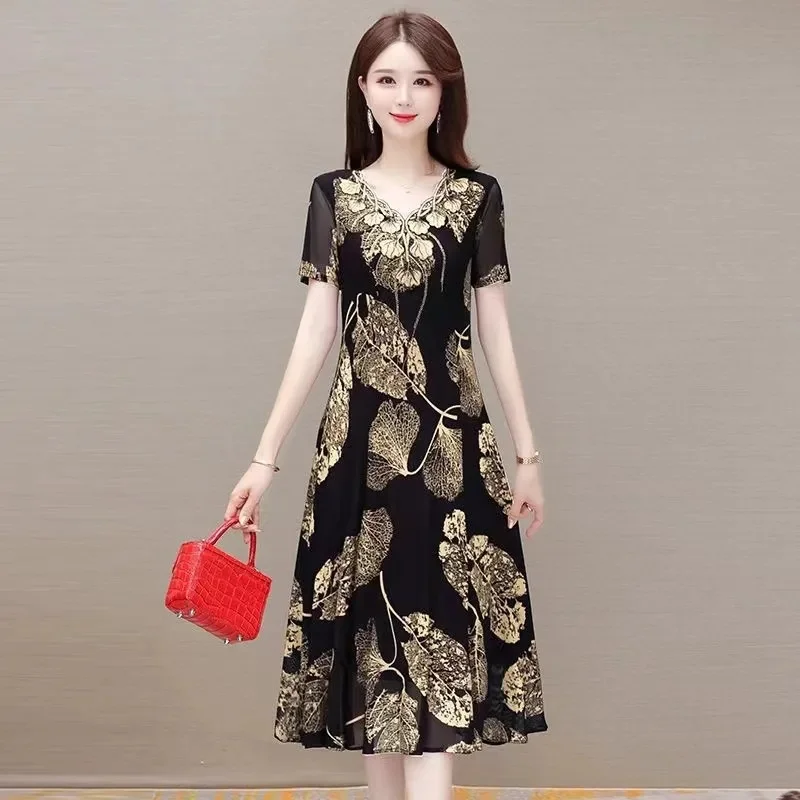 2023 Summer Women\'s Fashion Floral V-neck Dress New Temperament Age-reducing Belly-covering Slim Long Dress Female A-line Akirt