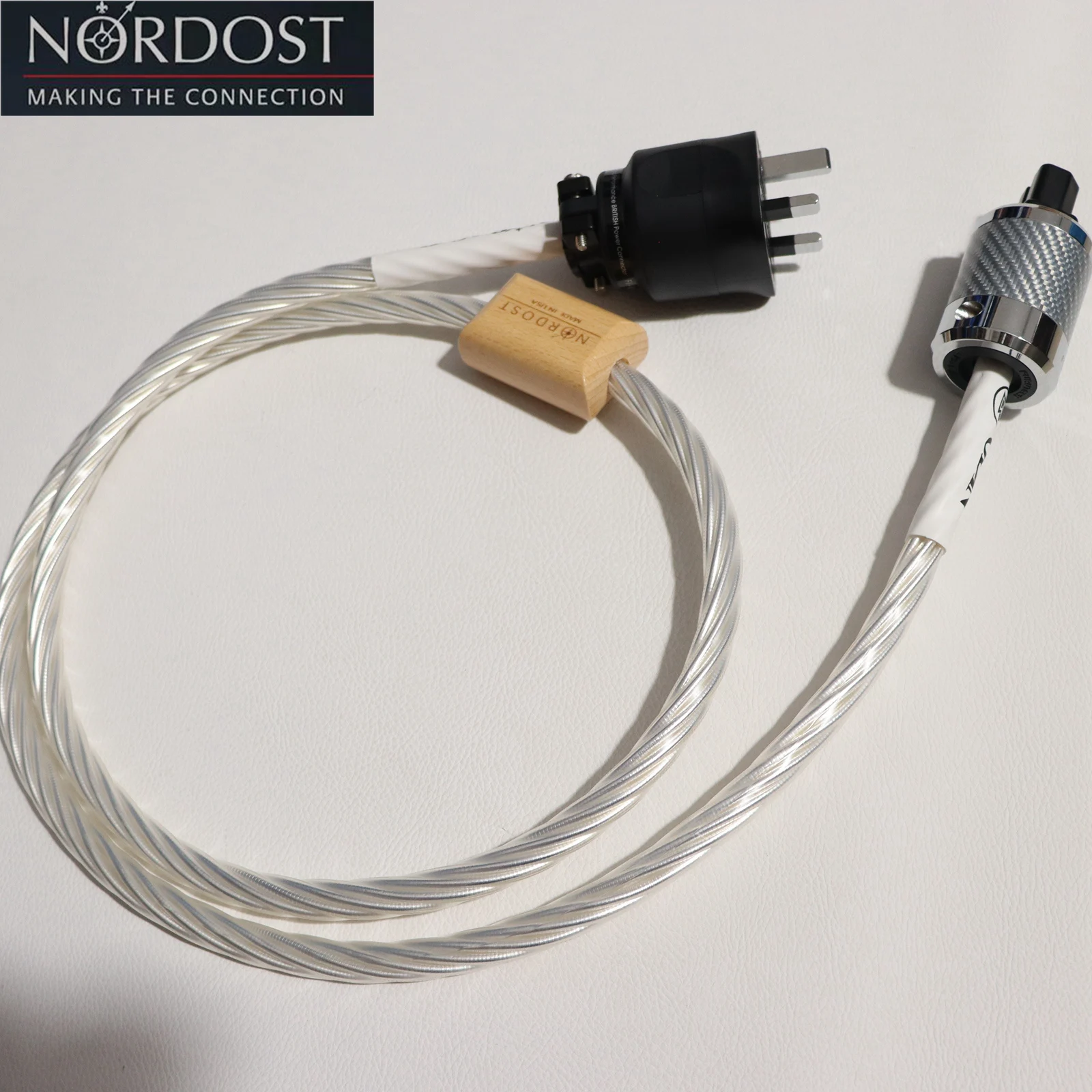 High Qualiry Nordost Odin 2nd Generation Power cable with furutech rhodium plated Uk connector 15A IEC Female connector plug