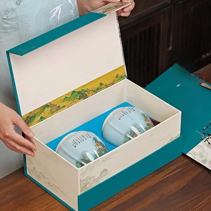The new tea can, sealed porcelain can, is a gift.