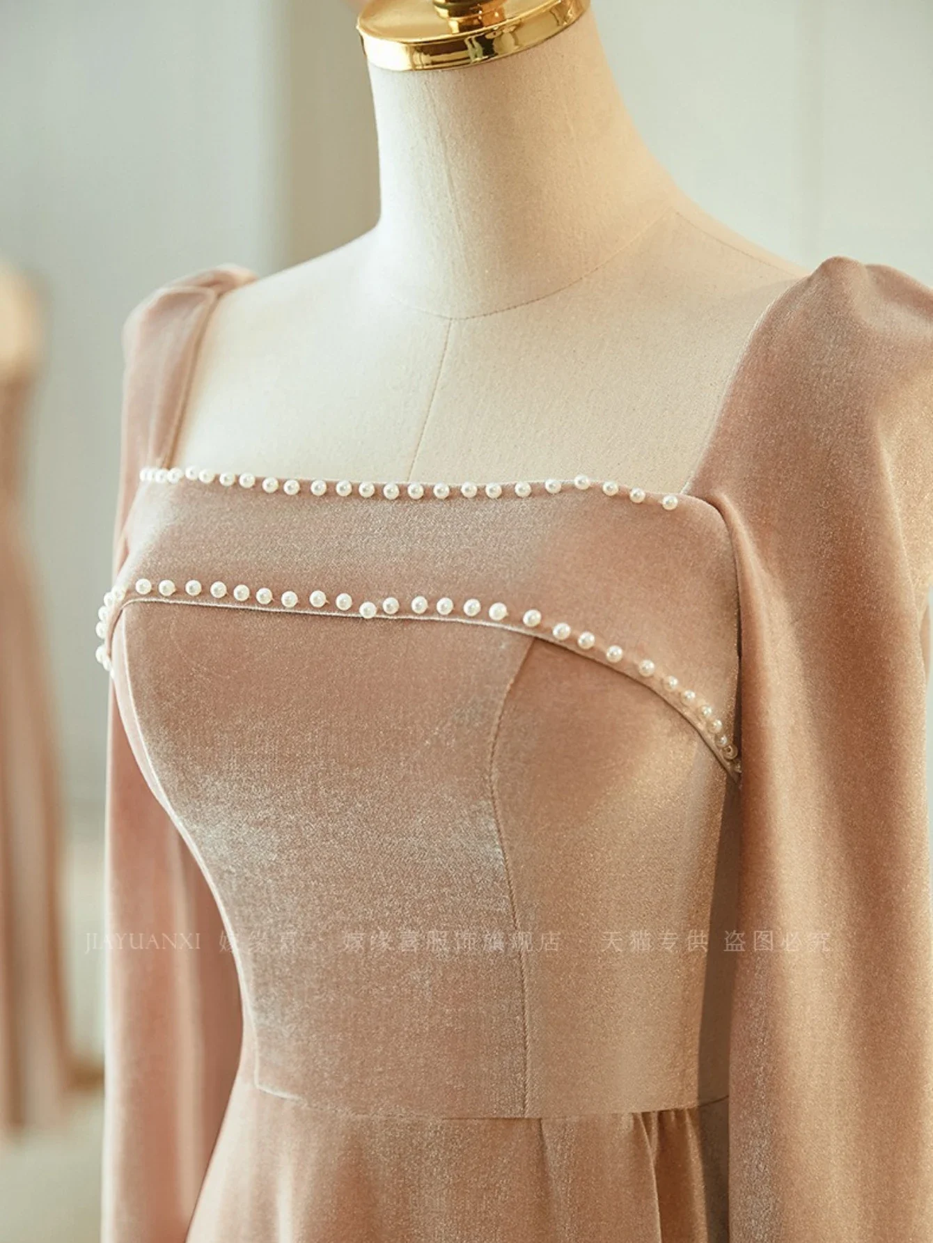 Elegant V-Neck Satin Bridesmaid Dresses Long Sleeves A-Line Evening Party Cocktail Gown Bride Maid Dress Maid of Honor Dress