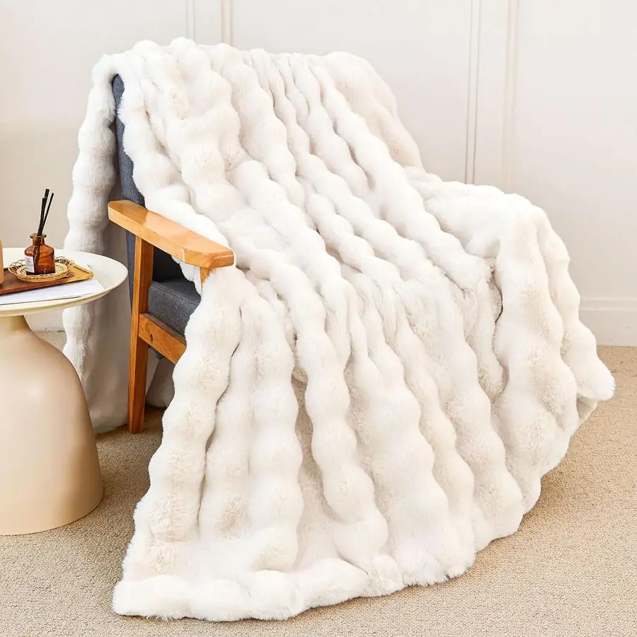 

Rabbit Fur Throw Blanket for Couch, Fluffy Warm Plush Thick Bubble Blanket for Bed Sofa Living Room, Soft Cozy Furry Blanket Hom
