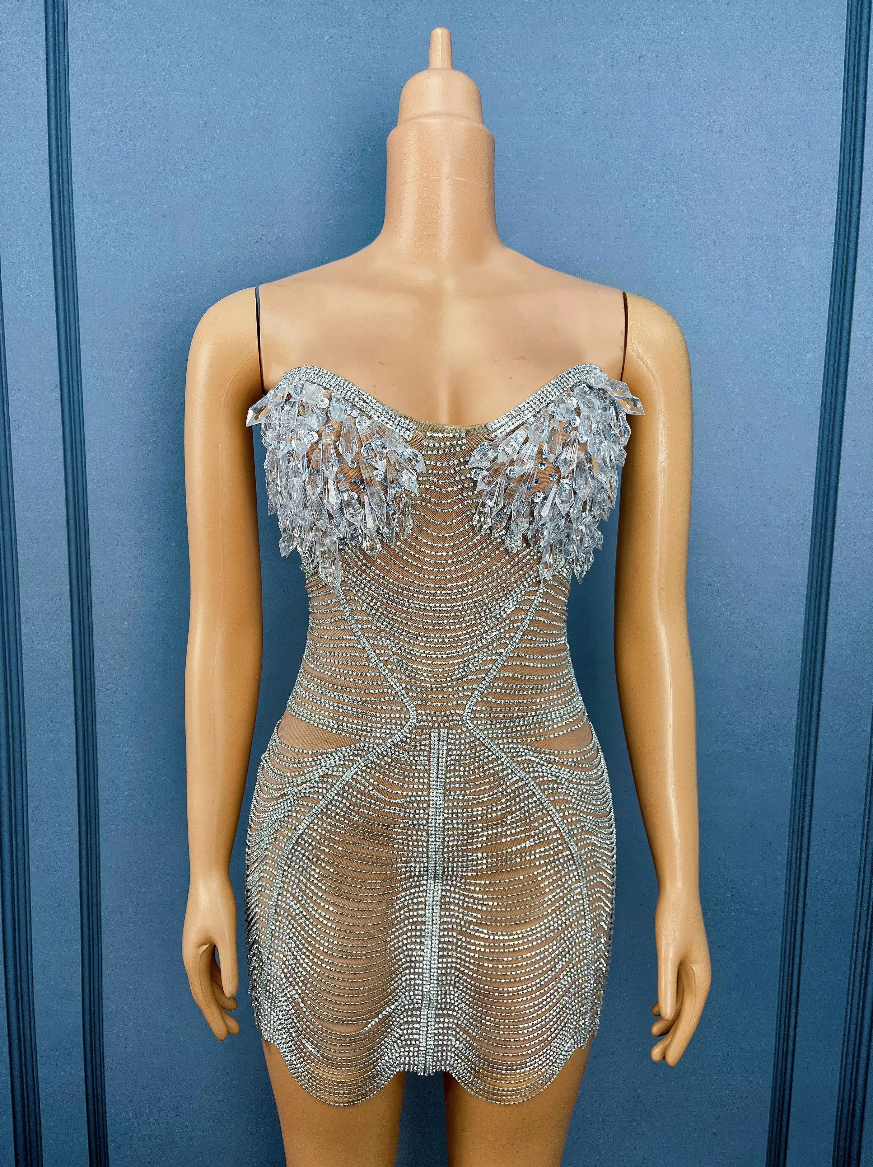 حزب الزي بلورات سلاسل مثير ضمادة أنبوب اللباس المرأة مساء السجادة الحمراء تظهر أزياء clubwear