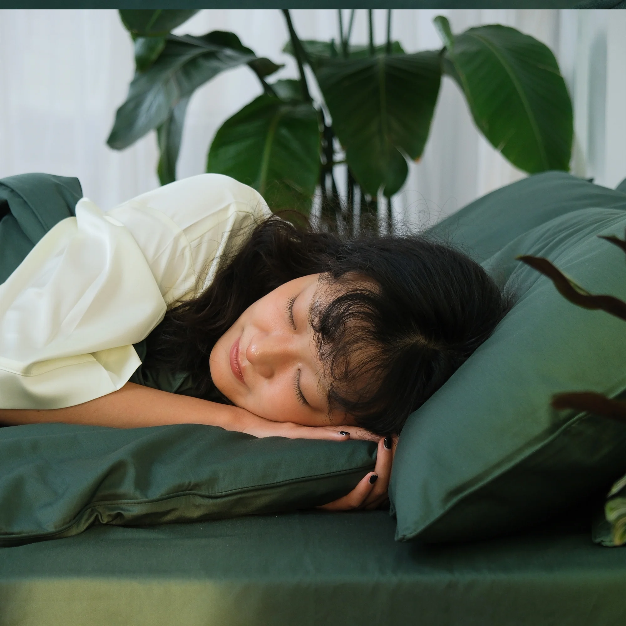 

Emerald Color King Size Guaranteed Instant Shipment Ready to Ship Luxury 65% Bamboo 35% Cotton 400T Bedding Set Duvet Cover Set