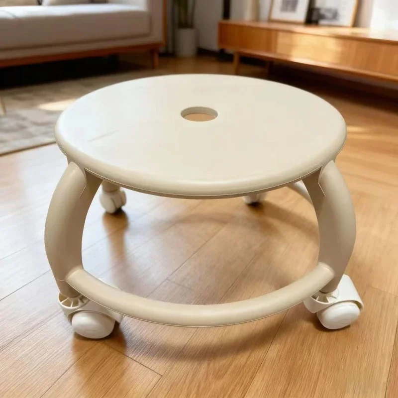 Plastic rotating stool with silent universal wheel, children's household, for seam sealing, flower pot shifting