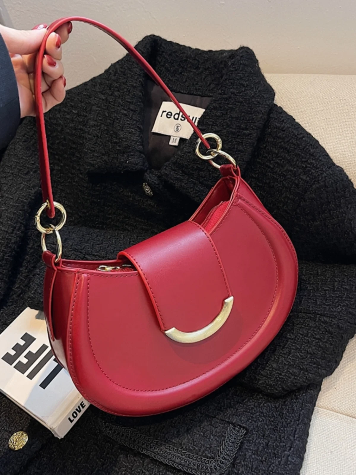 Red Women Underarm Bag Bride Pack Fashionable Pu Leather Textured Crossbody Bags All-matched Commuter Square Shoulder Bag