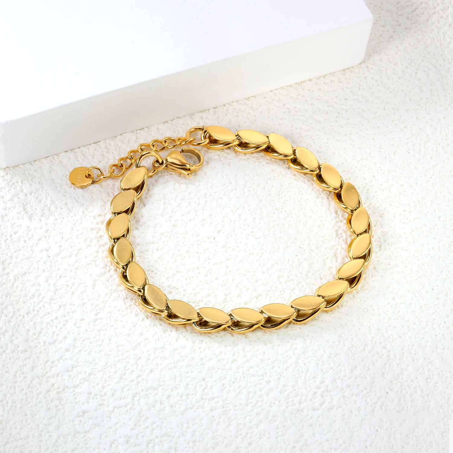 Niche Personalized Bracelet for Men and Women, Punk High-fashion Feeling, Stainless Steel Colorfast, Hip-hop Jewelry Accessory