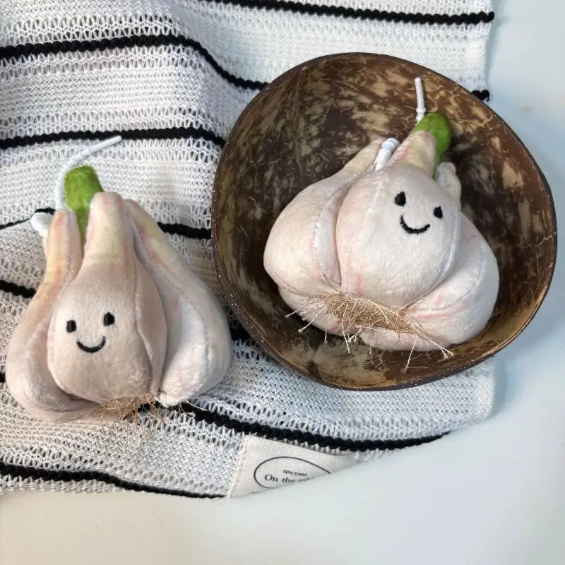 Stuffed Garlic Toy Cute Cartoon Garlic Plush Keychain Soft Stuffed Garlic Pendant For Bags Backpacks Adorable Mini Toy For Kids