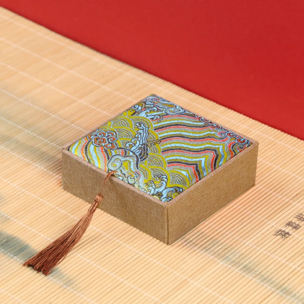 Fashion Chinese Style Jewelry Box with Fringe Portable Bracelet Storage Box Organizor For Woman