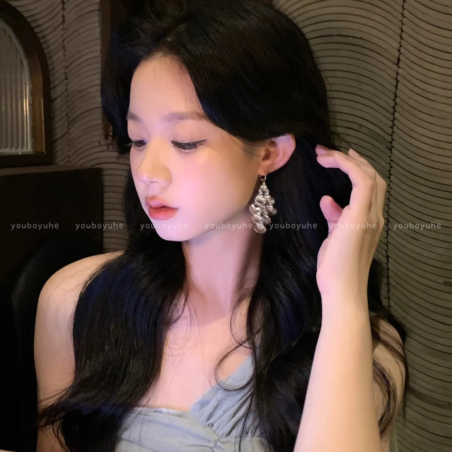 Shell Earrings Silver Color Fan Shape Hollow Sequin Premium Stunning Unique Dangle Women Office Evening Gift Jewelry