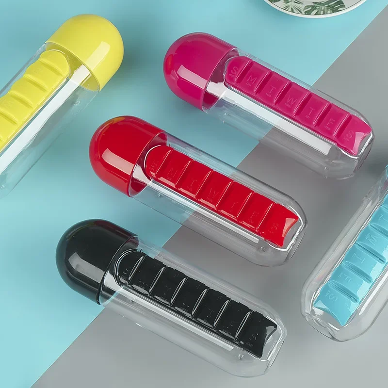 600ml Sports Plastic Water Bottle Combine Daily Pill Boxes Capsule Water Cup Medicine Organizer Drinking Bottles Pill cases 1PC