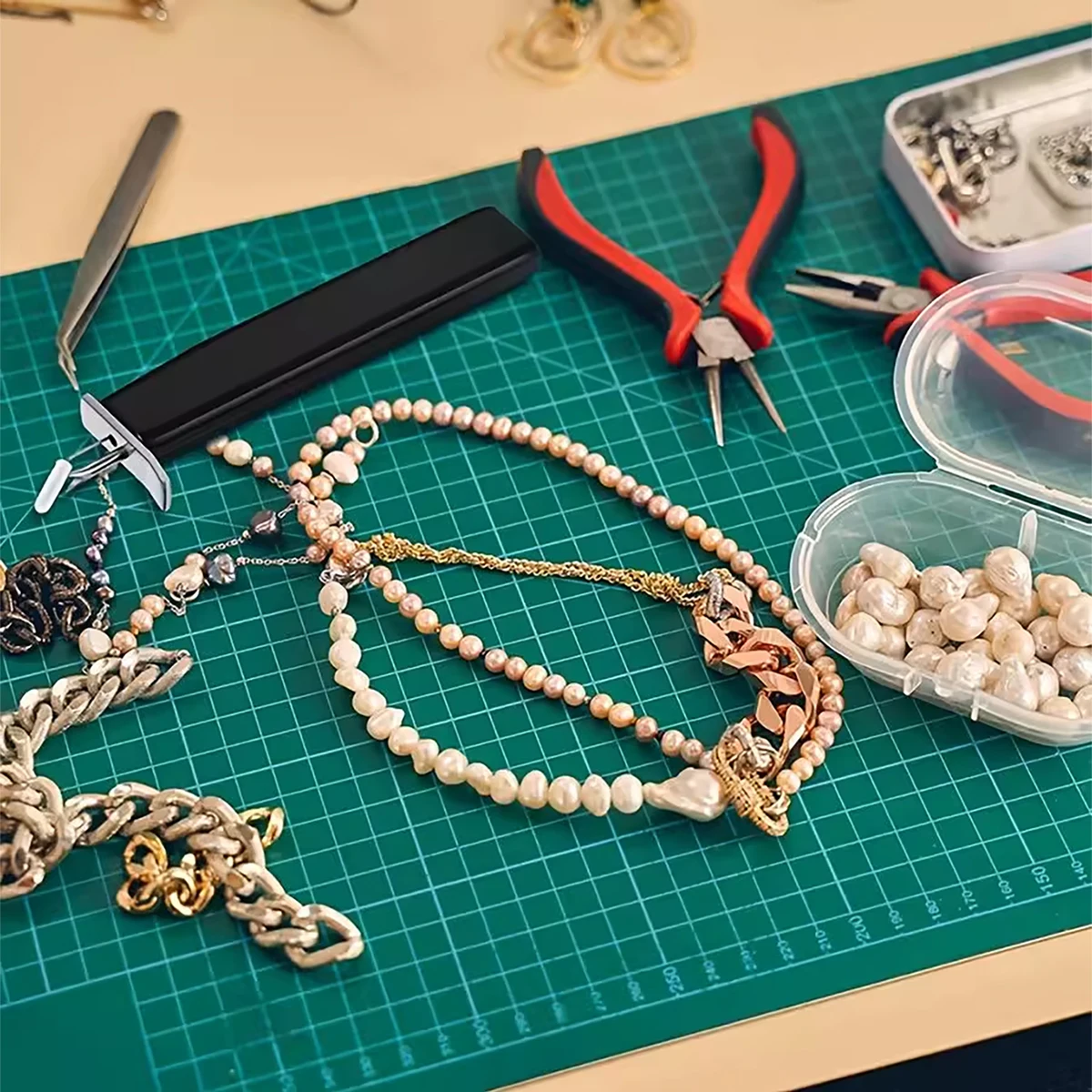 1-teiliges DIY-Werkzeug zur Schmuckherstellung – Perlenfädler, geeignet für Armbänder und Fadenhandwerk, aus Kunststoff – Detail 5