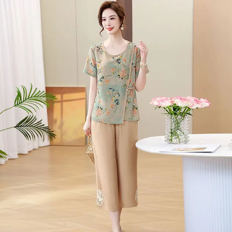 

Women's New Round Neck Print Stylish Loose Chiffon Top