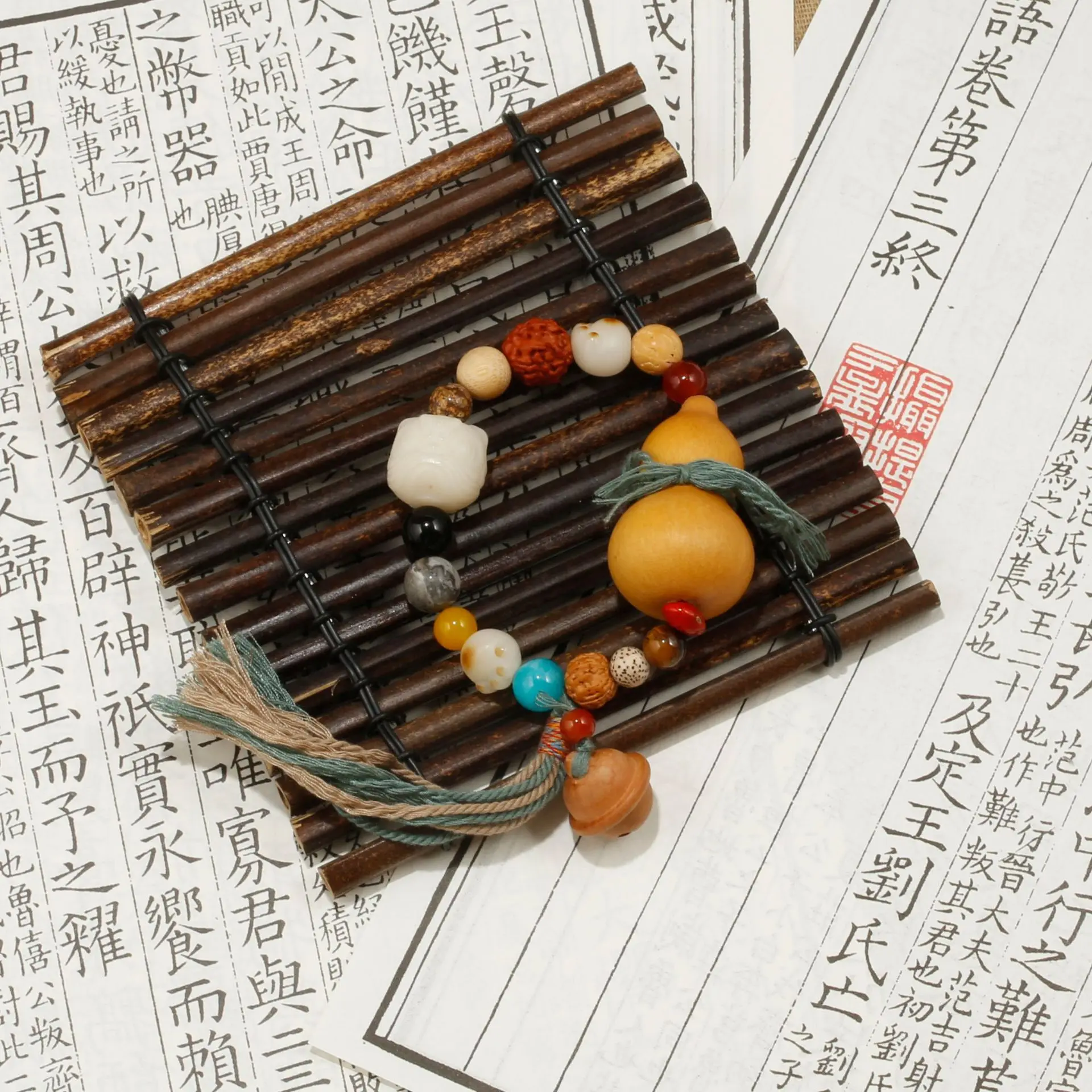 Original Duobao Natural Bodhi Awakening Lion t Grass Golden Gourd Artistic Bracelet Antique New Chinese Style Red Bean Jewelry