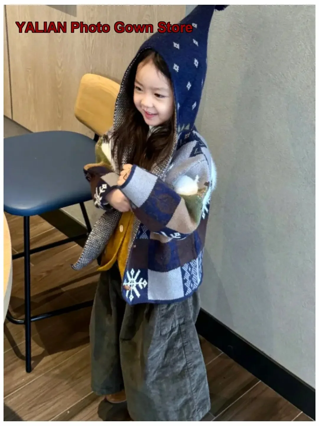 Girls Hooded Jacket Kids Autumn Winter Geometric Jacquard Horn Buttons Knit Cardigan Thin
