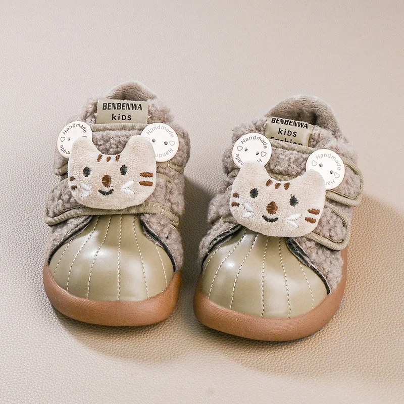 

Cute Cat Children's Plush Shoes Winter Outdoor Cartoon Girls Fashion Cotton Shoes Warm Furry Causal Kids Platform Plush Shoes