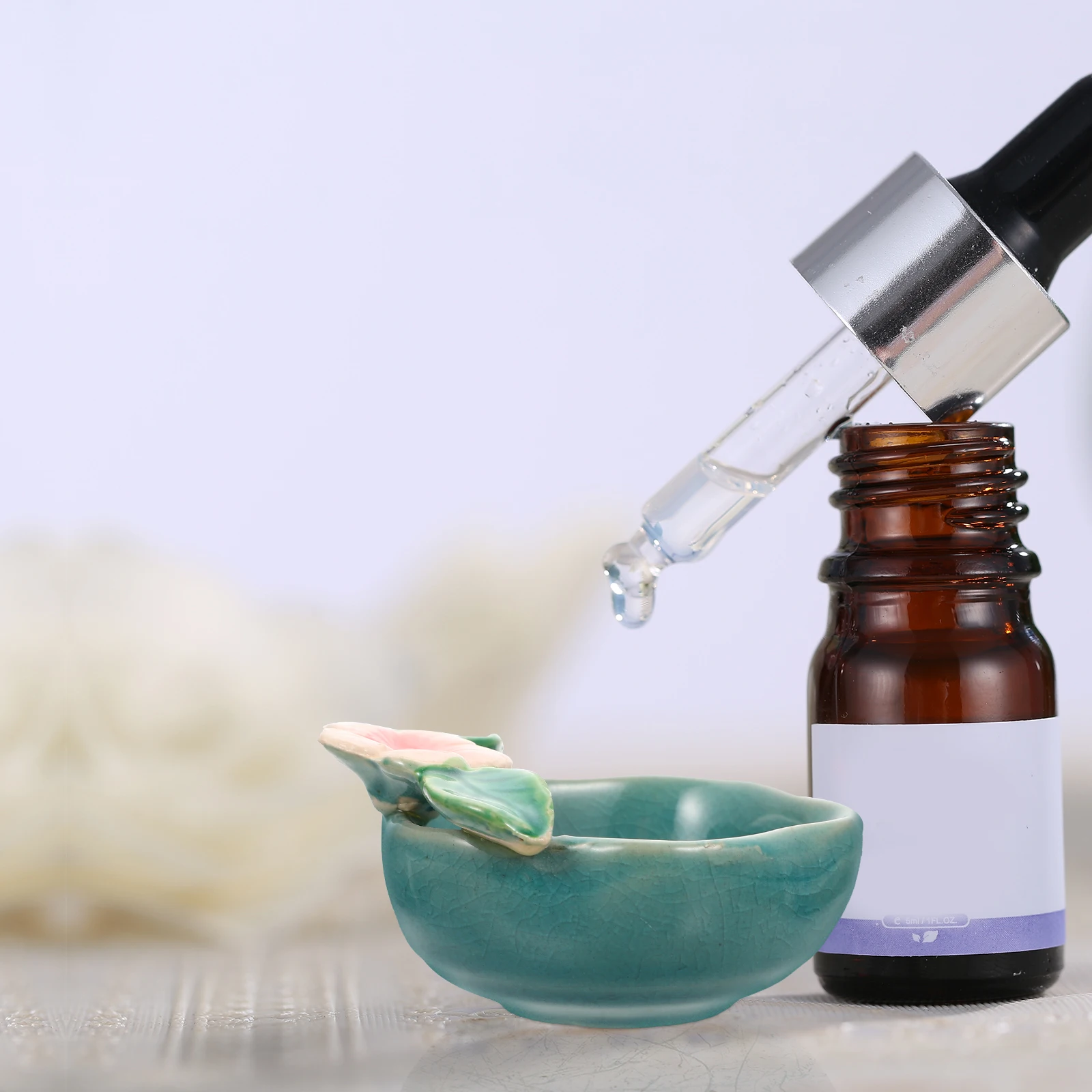 

Spa Ceramic Bowl Essential Oil Holder Facial Bowl Elegant Look Craftsmanship Compact Size Beauty Tool