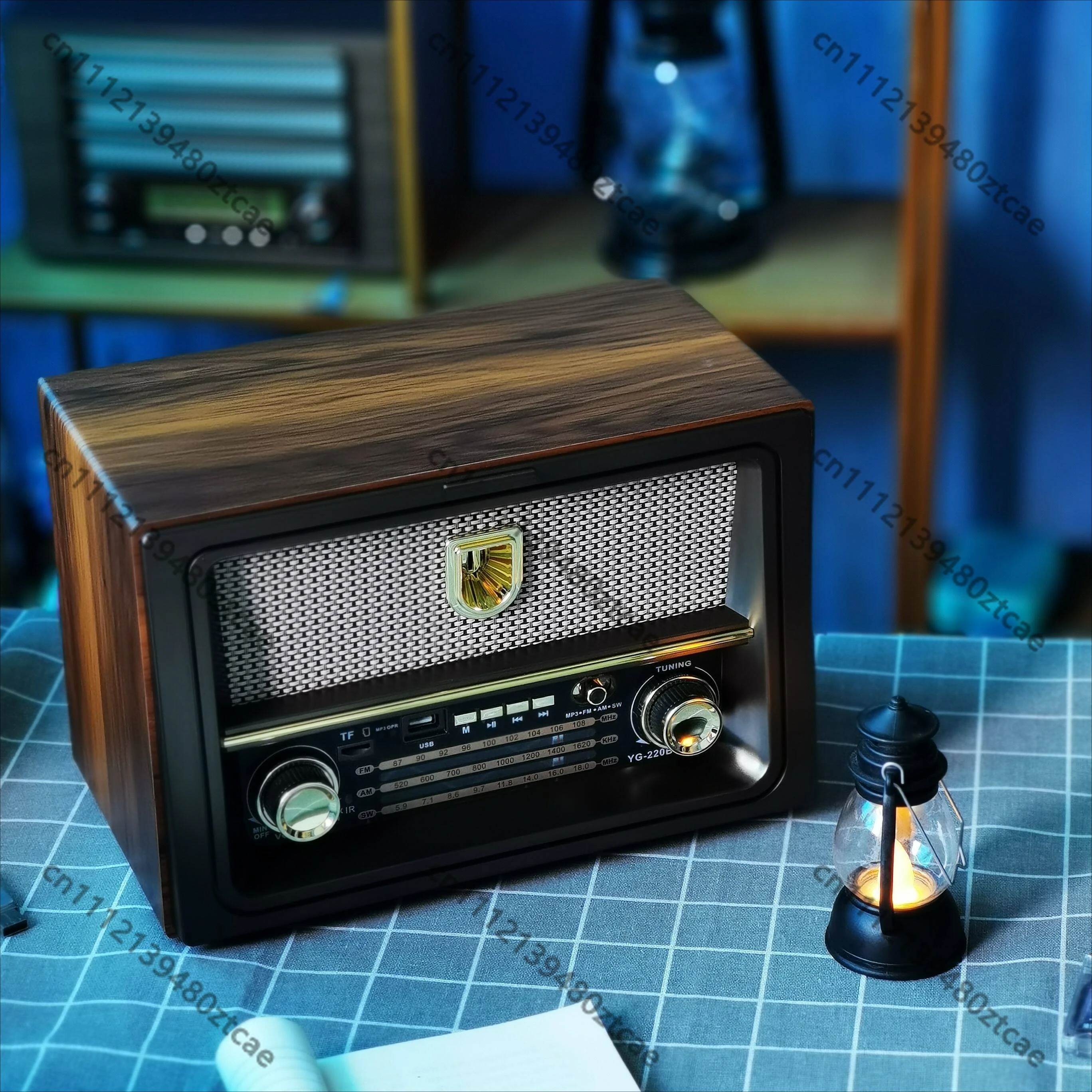Wooden Retro Desktop Full Band FM AM SW Radio For Elderly High Volume AC Power Bluetooth Card Speaker