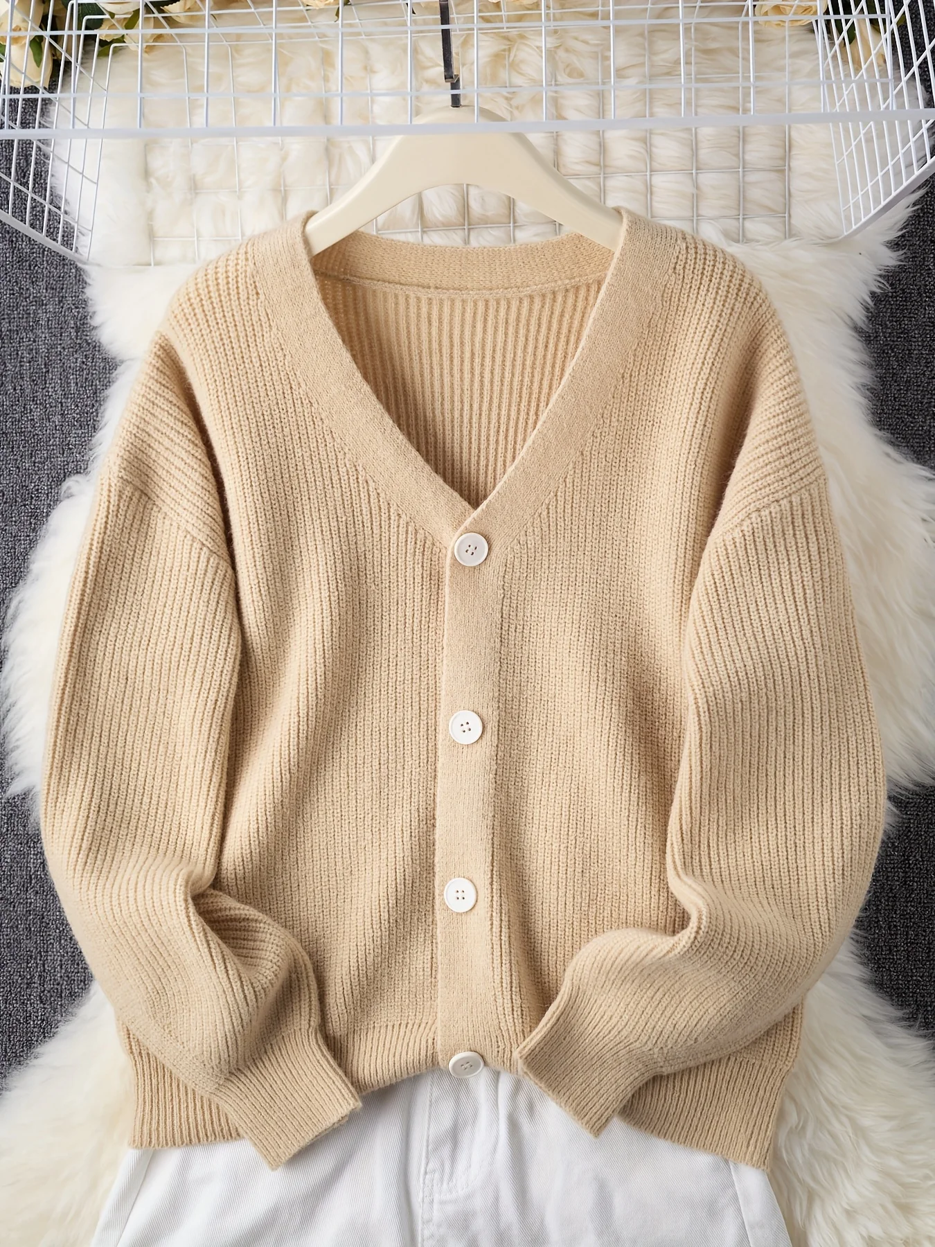 

Autumn winter V Neck knitwear sweater relaxation sweater jacket