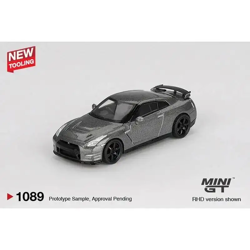 ما قبل البيع MINIGT 1089 1:64 NISSAN GTR R35 2013 رمادي معدني داكن NISMO R35 CRS نسخة دييكاست نموذج سيارة مجموعة اللعب